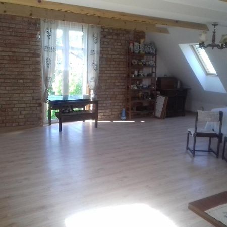 Izdebka W Zaciszu Bed & Breakfast Czarna Dabrowka Exterior foto