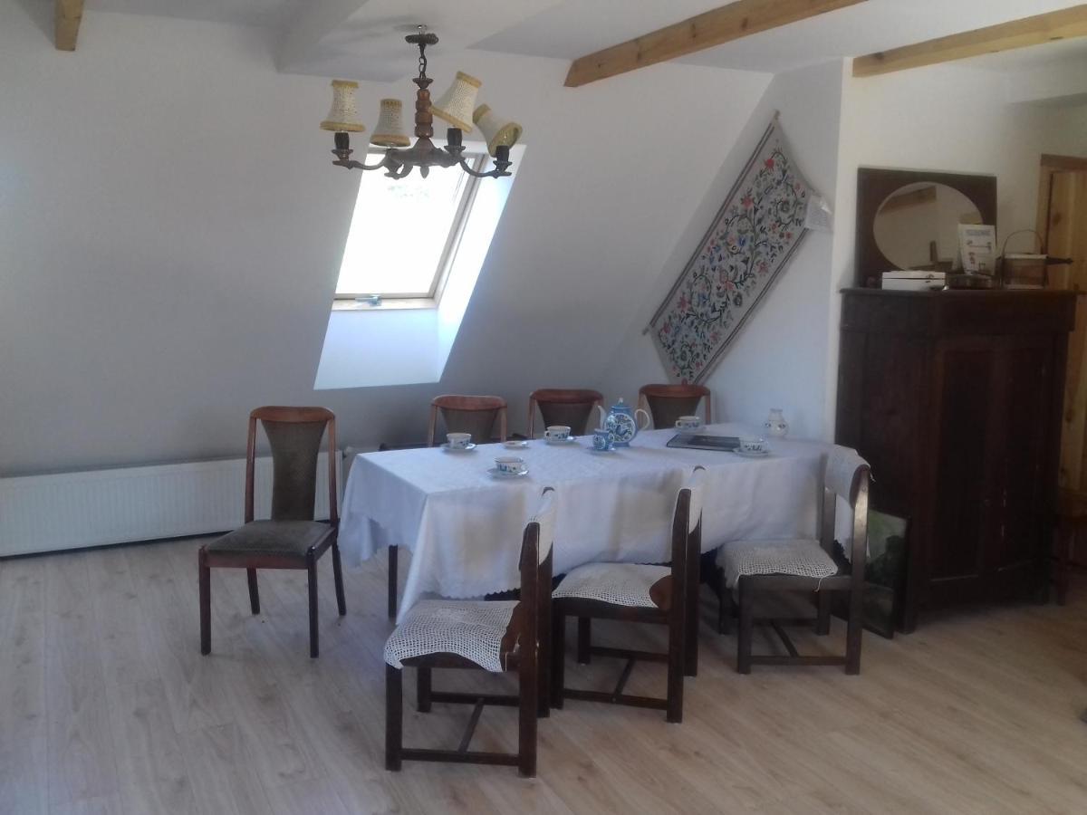 Izdebka W Zaciszu Bed & Breakfast Czarna Dabrowka Exterior foto
