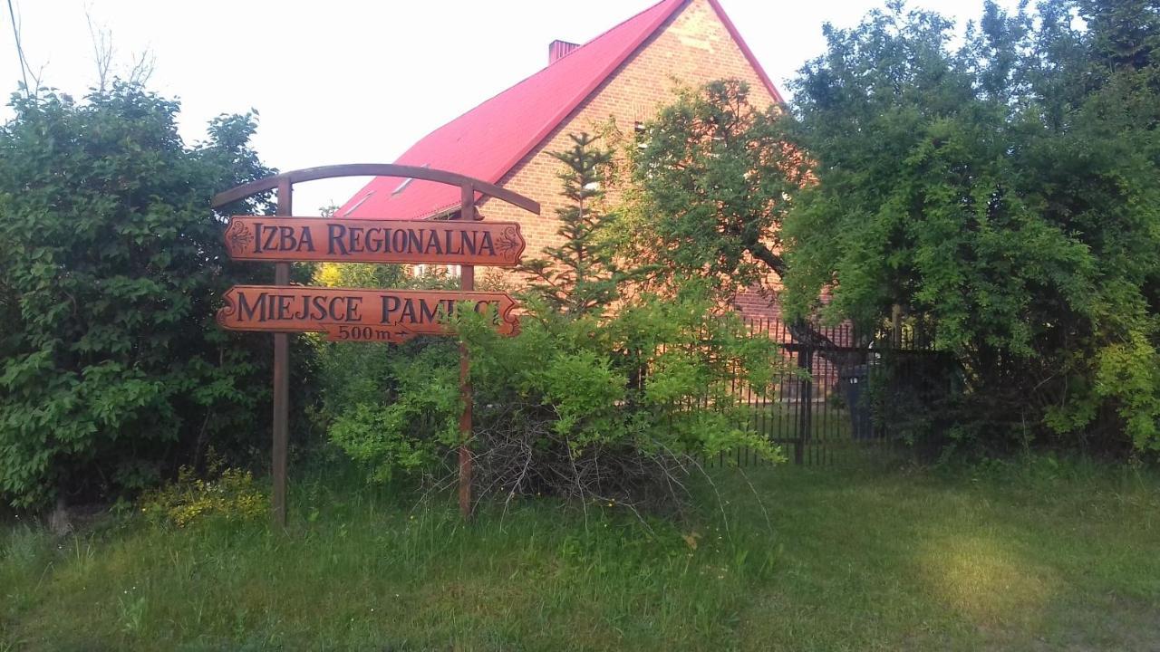 Izdebka W Zaciszu Bed & Breakfast Czarna Dabrowka Exterior foto